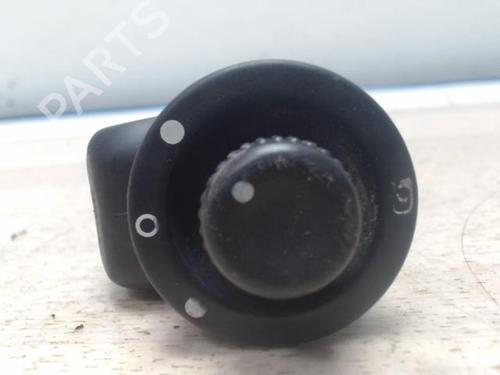 Used Mirror switch RENAULT CLIO III (BR0/1, CR0/1) 1.5 dCi (BR17, CR17) (86 hp) 25421185