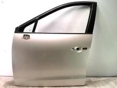 Used Left front door RENAULT GRAND SCÉNIC III (JZ0/1_) 1.4 16V (JZ0F) (131 hp) 26681367