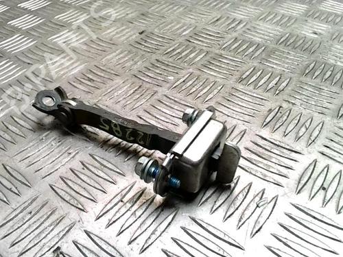 Charnière/Limiteur de porte CITROËN C1 II (PA_, PS_) 1.0 VTi 72 (72 hp) 31807529