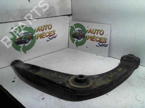 Used Right front suspension arm PEUGEOT 308 I (4A_, 4C_) 1.6 HDi (90 hp) 30195275