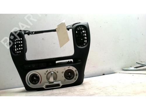 Used Climate control TOYOTA YARIS VERSO (_P2_) 1.4 D-4D (NLP20_, NLP22_) (75 hp) 25422799