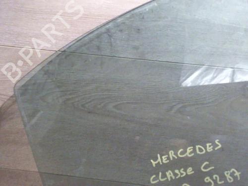 Vidro porta trás direita MERCEDES-BENZ C-CLASS (W203) C 200 CDI (203.004) (116 hp) 31226883