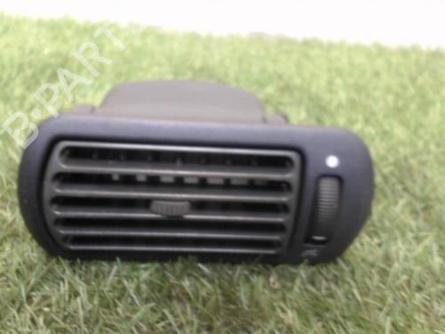 Used Air vent FIAT PUNTO (176_) 1.7 TD (176AT) (63 hp) 25389646