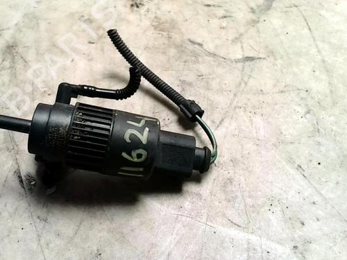 Used Washer pump SKODA OCTAVIA I Combi (1U5) 1.9 TDI 4x4 (100 hp) 25430936