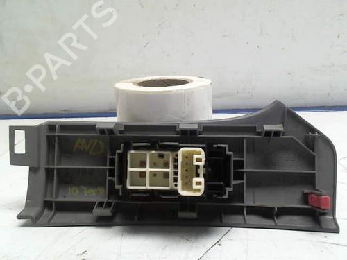 Right front window switch TOYOTA YARIS (_P9_) 1.4 D-4D (NLP90_, NLP90R) | BP25417726I26