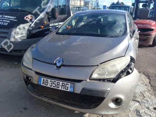 Rear parcel shelf RENAULT MEGANE III Hatchback (BZ0/1_, B3_) 1.5 dCi | BP36003803C85 - Image 3