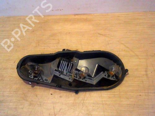 Used Licence plate light PEUGEOT 107 (PM_, PN_) 1.0 (68 hp) 25415127