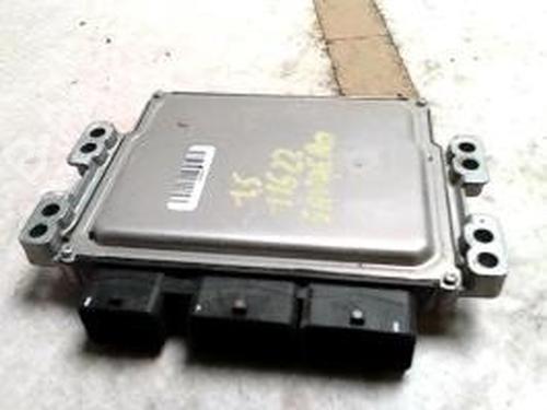 Used Engine control unit (ECU) DACIA SANDERO 1.5 dCi (88 hp) 26710350