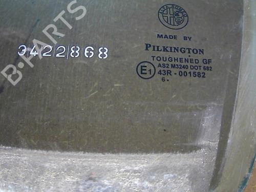 Dør rude ventre foran ALFA ROMEO 147 (937_) 1.9 JTD 16V (937.AXG1B, 937.BXG1B) (126 hp) 31219950