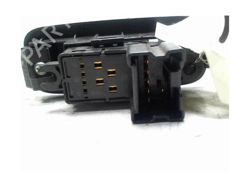 Right rear window switch NISSAN QASHQAI I (J10, NJ10) 2.0 dCi | BP25418059I28
