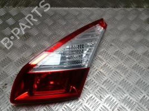 Fanale sezione interna posteriore destro RENAULT MEGANE III Hatchback (BZ0/1_, B3_) 1.5 dCi (106 hp) 29524322