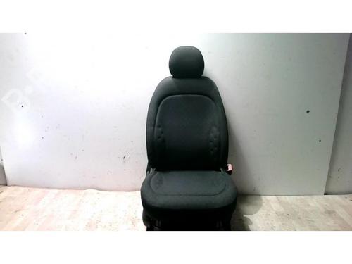 Used Right front seat TOYOTA YARIS VERSO (_P2_) 1.4 D-4D (NLP20_, NLP22_) (75 hp) 25422964