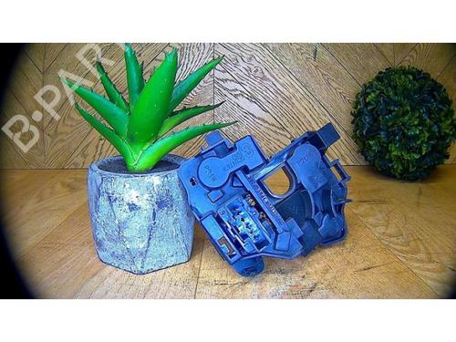 Lampa oświetlenia tablicy rejestracyjnej PEUGEOT 206 Hatchback (2A/C) 1.4 HDi eco 70 | BP25384086I40 