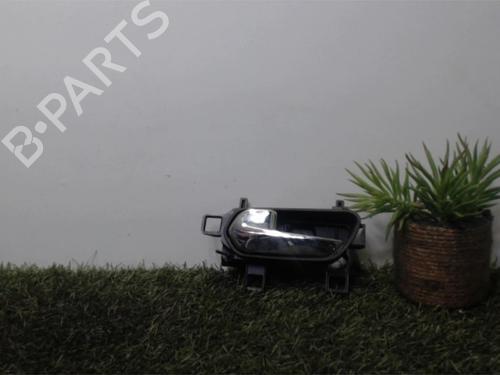 Used Front left interior door handle NISSAN MICRA V (K14) 1.5 DCI (90 hp) 25391092