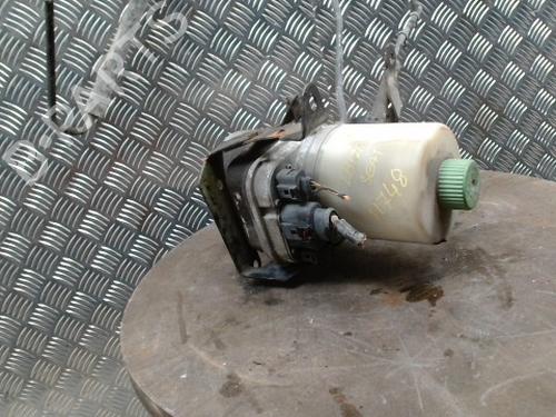 Used Steering pump Steering pump SEAT IBIZA IV (6J5, 6P1) 1.2 TDI (75 hp) 33611727 33611727