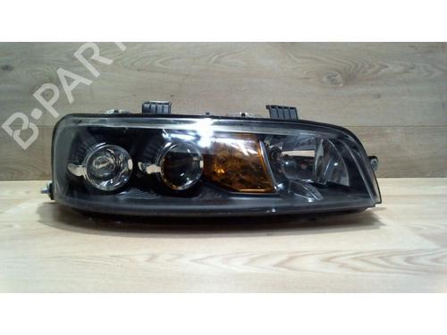 Used Right headlight FIAT PUNTO (188_) 1.2 16V 80 (188.233, .235, .253, .255, .333, .353, .639,... (80 hp) 25409474