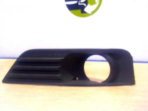 Used Grille FORD FOCUS II Turnier (DA_, FFS, DS) 1.6 TDCi (90 hp) 25390996