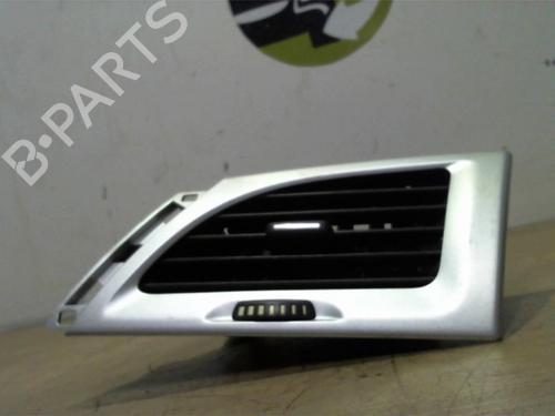 Used Air vent RENAULT MEGANE III Coupe (DZ0/1_) 1.5 dCi (DZ09, DZ0D, DZ1F, DZ1G, DZ14, DZ29) (110 hp) 25409540