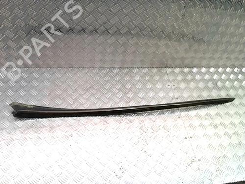 Used Door moulding trim PEUGEOT 3008 I MPV (0U_) 1.6 HDi (112 hp) 31228370