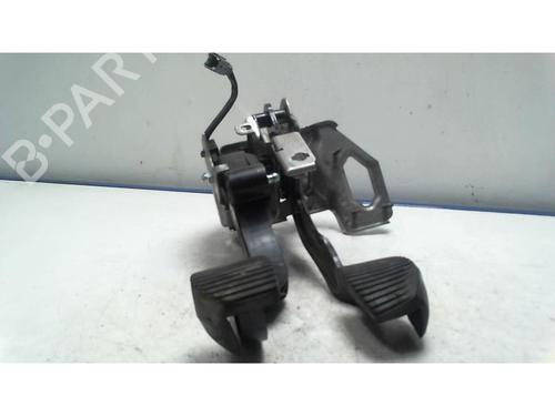Used Pedal CITROËN C3 II (SC_) 1.2 VTi 82 (82 hp) 25418495