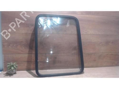Used Rear right door window RENAULT RAPID Box Body/MPV (F40_, G40_) 1.1 (F401) (45 hp) 25402432