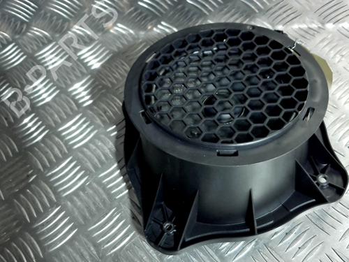 Used Speaker PEUGEOT 308 III (FB_, FH_, FP_, F3_, FM_) PureTech 130 (FPHNSL, FPHNST) (131 hp) 31239424