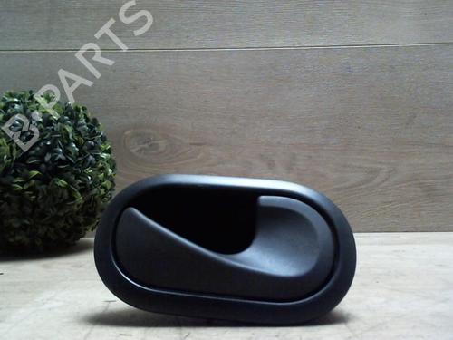 Used Front right interior door handle RENAULT CLIO III (BR0/1, CR0/1) 1.5 dCi (C/BR0G, C/BR1G) (68 hp) 25401517
