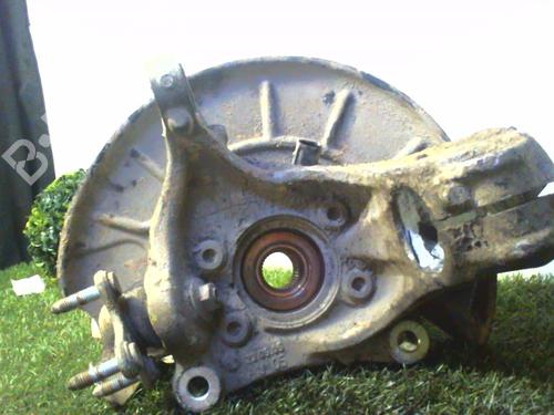 Used Left front steering knuckle VW PASSAT B6 Variant (3C5) 2.0 TDI 16V (140 hp) 30665423