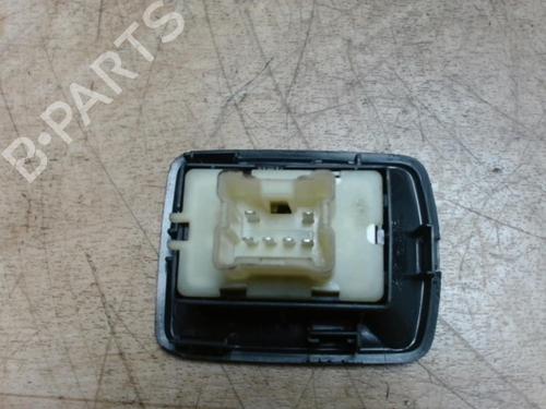 Used Right front window switch DACIA SANDERO II 1.0 SCe 75 (B8JC, B8JD, B8NC) (73 hp) 28976933