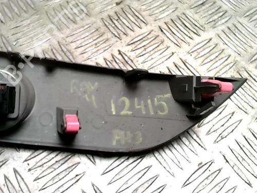 Switch TOYOTA RAV 4 III (_A3_) 2.2 D 4WD (ALA30_, ALA30R) | BP31811805I30 