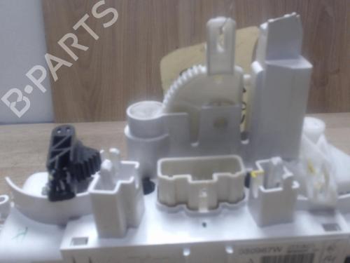 Used Climate control RENAULT CLIO III (BR0/1, CR0/1) 1.5 dCi (88 hp) 31229785