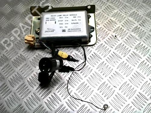 Used Control unit Control unit JAGUAR XJ (XJ40, XJ81) 6 3.2 24V (199 hp) 34614646 34614646