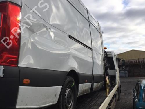 Left front steering knuckle MERCEDES-BENZ SPRINTER 3,5-t Van (B907, B910) 314 CDI RWD (907.631, 907.633, 907.635, 907.637) | BP29703201M25 