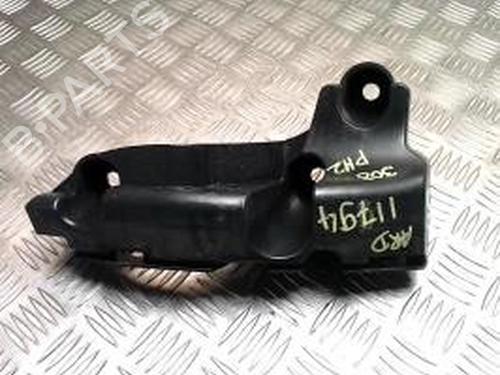 Used Rear bumper bracket PEUGEOT 308 II (LB_, LP_, LW_, LH_, L3_) 1.5 BlueHDi 130 (131 hp) 25702207