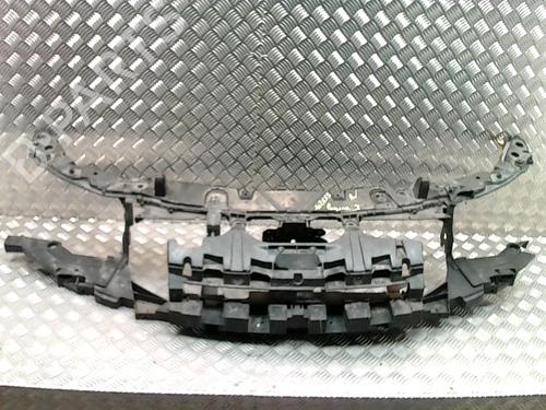 crossmember-renault-laguna-i-b56_-556_-1993-1994-1995-1996-1997-1998-1999-2000-2001-2002-26218105 main image