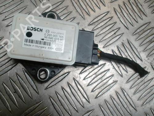 Used Control unit PEUGEOT 3008 I MPV (0U_) 1.6 HDi (114 hp) 31087837
