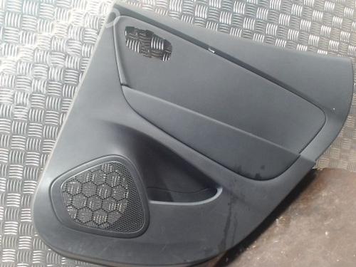 Høyre bakpanel RENAULT CAPTUR I (J5_, H5_) 0.9 TCe 90 (90 hp) 32737585