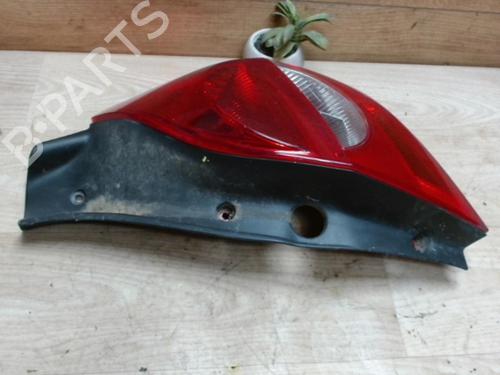 Used Right taillight RENAULT CLIO III (BR0/1, CR0/1) 1.5 dCi (C/BR0G, C/BR1G) (68 hp) 31229639