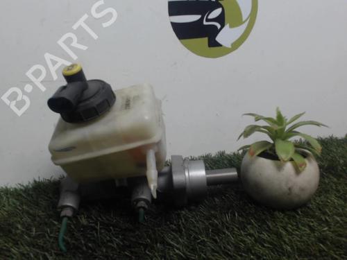 Used Brake master cylinder DACIA SANDERO 1.2 16V (75 hp) 25393269