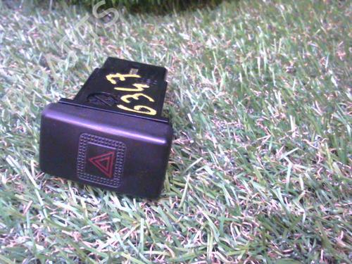 Warnblinkschalter für HYUNDAI TRAJET (FO) 2.0 CRDi (113 hp) 25397584