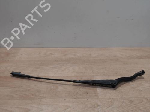 Used Front windshield wiper arm OPEL CORSA D (S07) 1.3 CDTI (L08, L68) (75 hp) 25386706