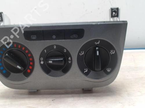 Used Climate control FIAT GRANDE PUNTO (199_) 1.3 D Multijet (75 hp) 30666469