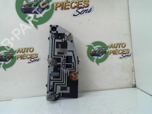 Used Licence plate light PEUGEOT 406 (8B) 1.8 16V (110 hp) 25400748