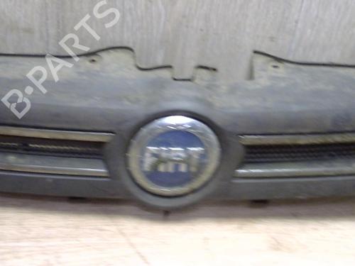 Used Grille FIAT PANDA (169_) 1.3 D Multijet (169.AXC1A) (70 hp) 25409259