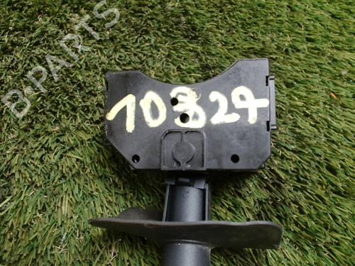 switch-renault-clio-ii-bb_-cb_-1998-1999-2000-2001-2002-2003-2004-2005-2006-2007-2008-2009-2010-2011-2012-2013-2014-2015-2016-31237832 main image