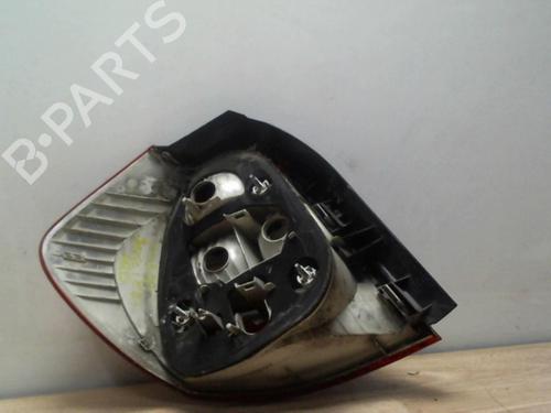 Feu arrière droit BMW 1 (E87) 120 d (163 hp) 31222177
