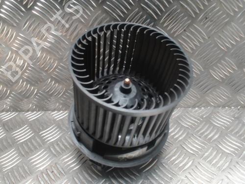 Used Air vent PEUGEOT 208 I (CA_, CC_) 1.2 VTI 82 (82 hp) 30653244