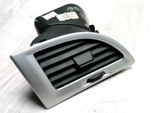 Used Air vent RENAULT MEGANE III Hatchback (BZ0/1_, B3_) 1.9 dCi (BZ0N, BZ0J) (131 hp) 28426624