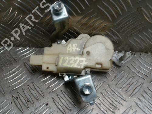 Used Electronic module TOYOTA YARIS (_P9_) 1.4 D-4D (NLP90_, NLP90R) (90 hp) 31263055