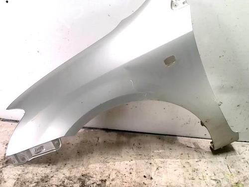 Used Left front fenders Left front fenders 37271226 37271226